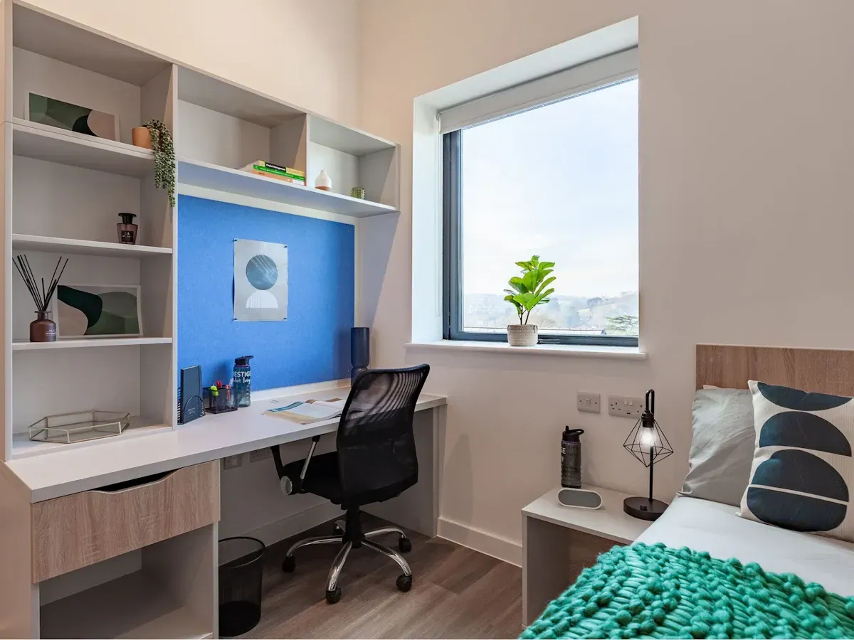 8 Bed Townhouse Ensuite - room
